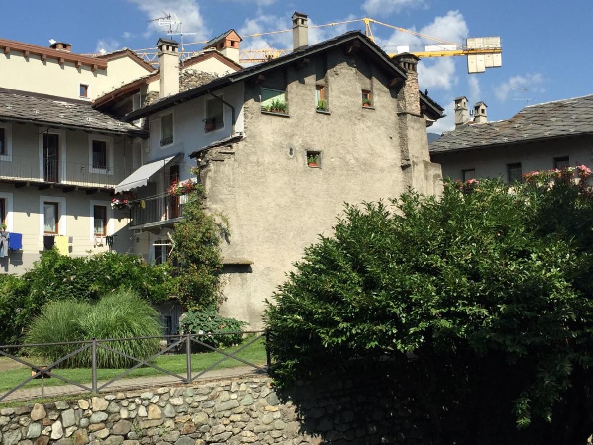 A Casa Di Gio Apartment Aosta Luaran gambar