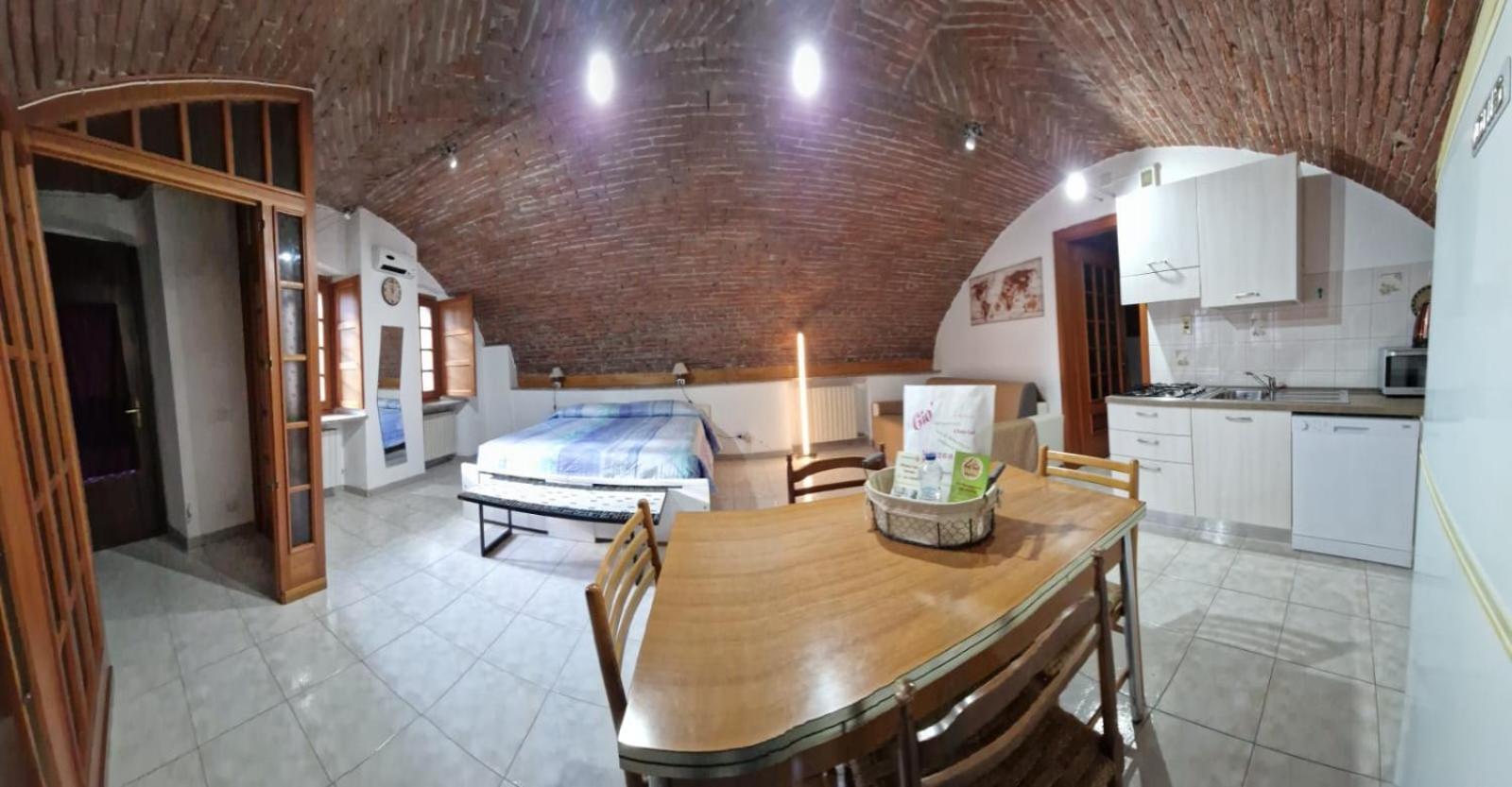 A Casa Di Gio Apartment Aosta Luaran gambar